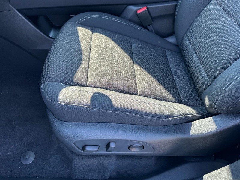 Chevrolet Traverse Vehicle Image 10