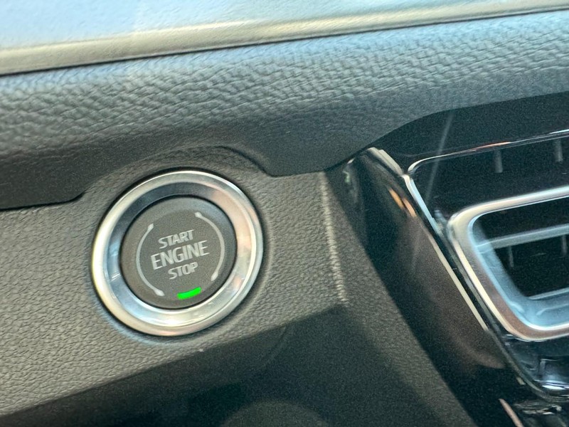 Chevrolet Traverse Vehicle Image 18