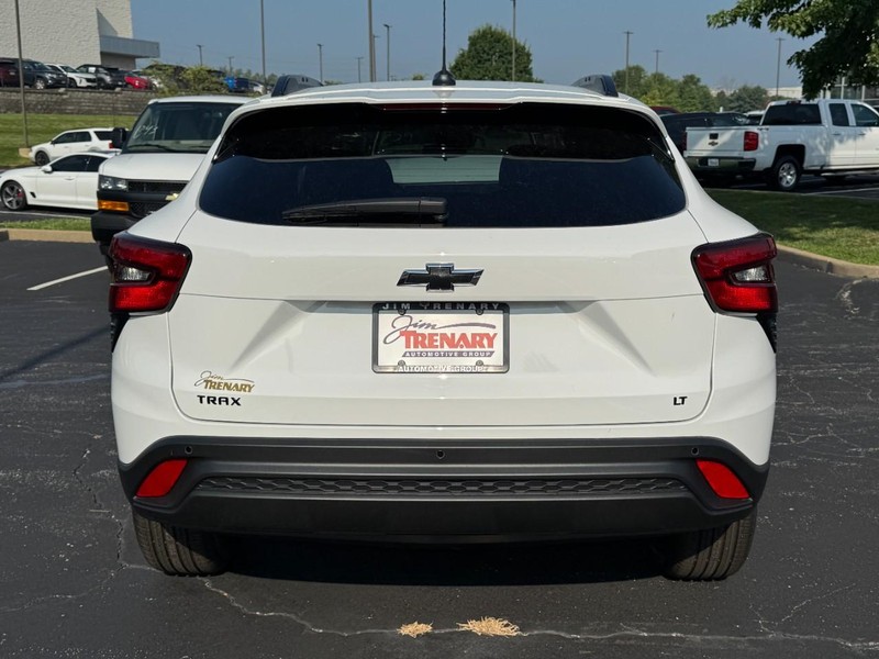 Chevrolet Trax Vehicle Image 04