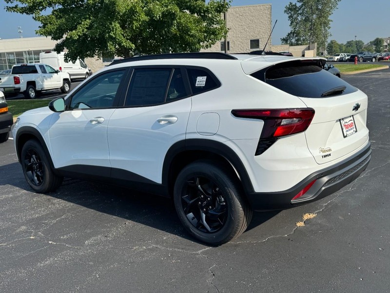 Chevrolet Trax Vehicle Image 05