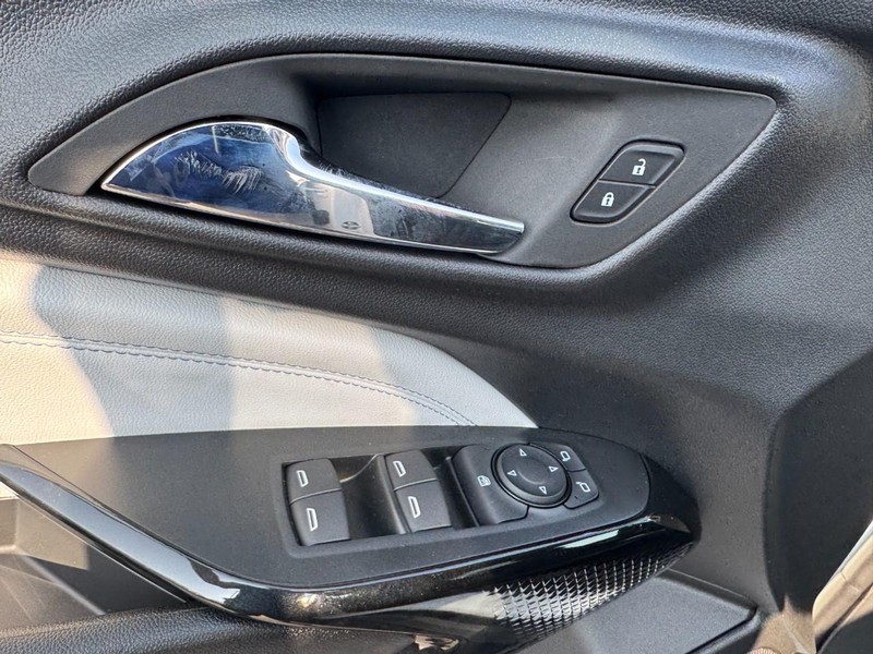 Chevrolet Trax Vehicle Image 10