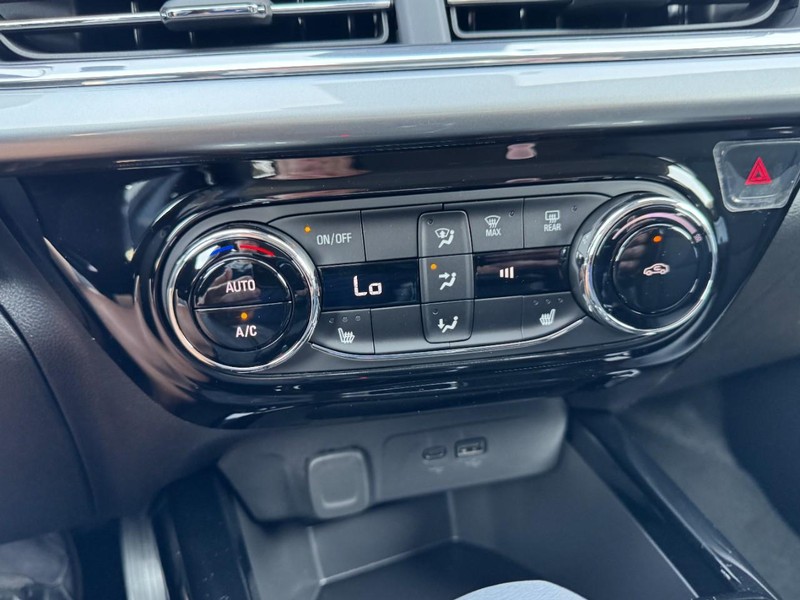 Chevrolet Trax Vehicle Image 13