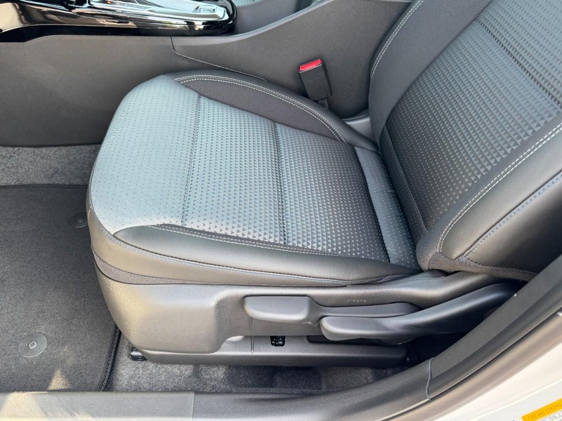 Chevrolet Trax Vehicle Image 09