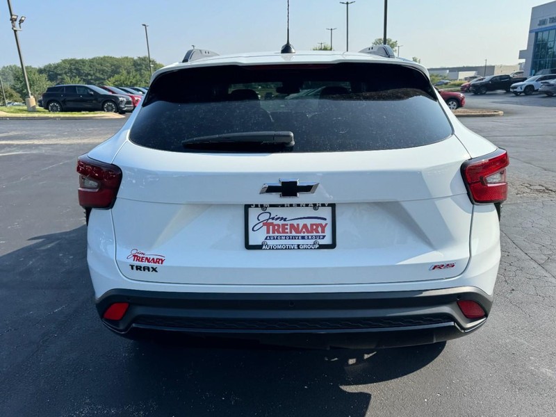 Chevrolet Trax Vehicle Image 03