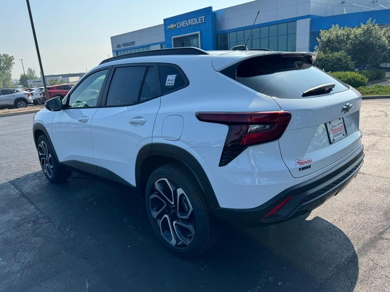 Chevrolet Trax Vehicle Image 04