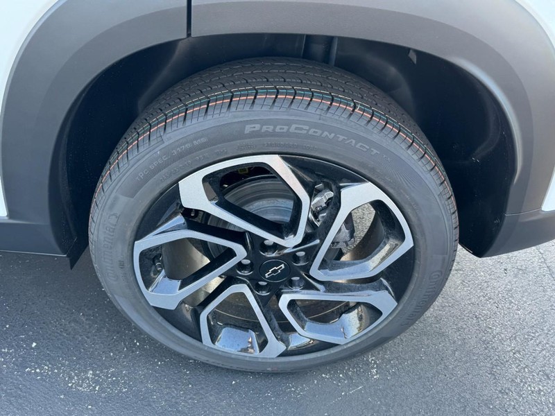 Chevrolet Trax Vehicle Image 05