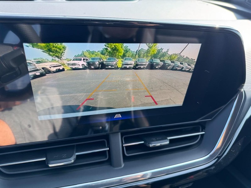 Chevrolet Trax Vehicle Image 14