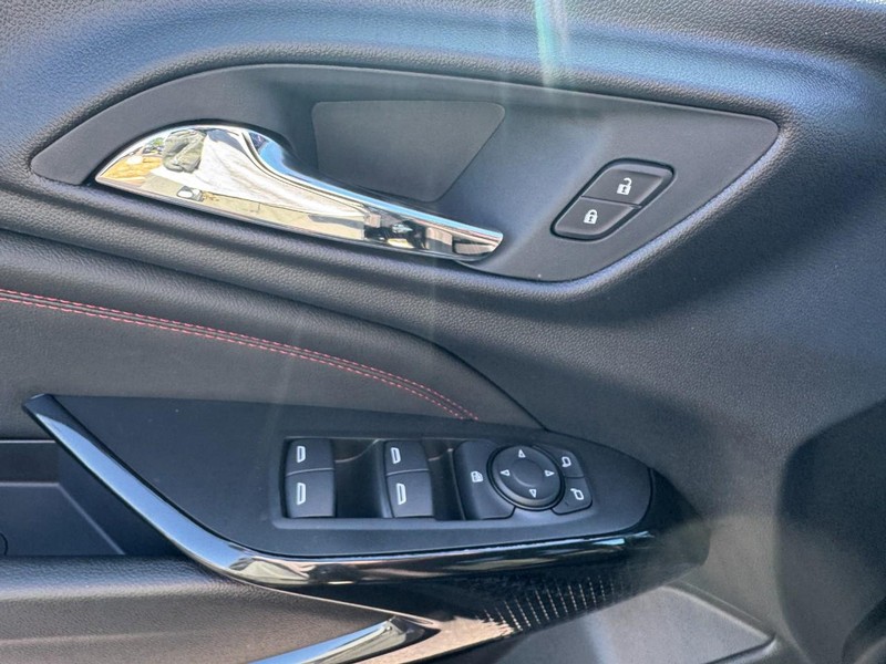 Chevrolet Trax Vehicle Image 10