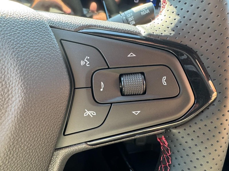 Chevrolet Trax Vehicle Image 12