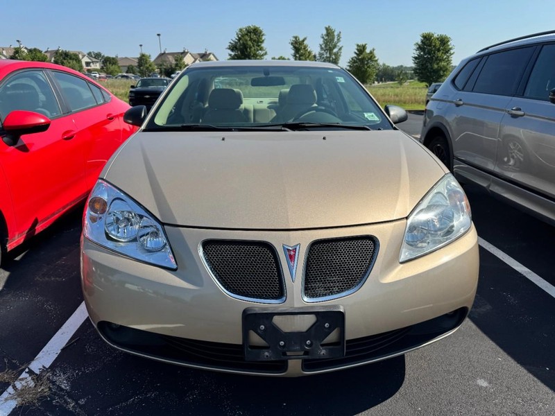 Pontiac G6 Vehicle Image 03