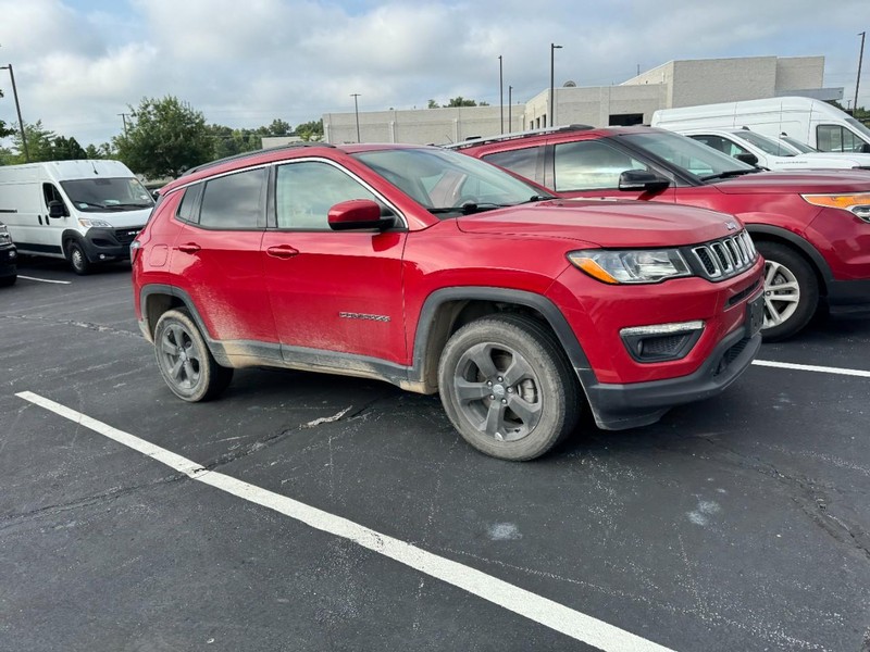 Jeep Compass Vehicle Image 04