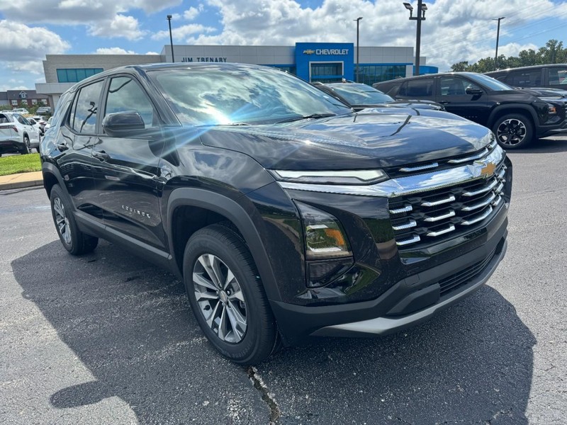 Chevrolet Equinox Vehicle Image 02