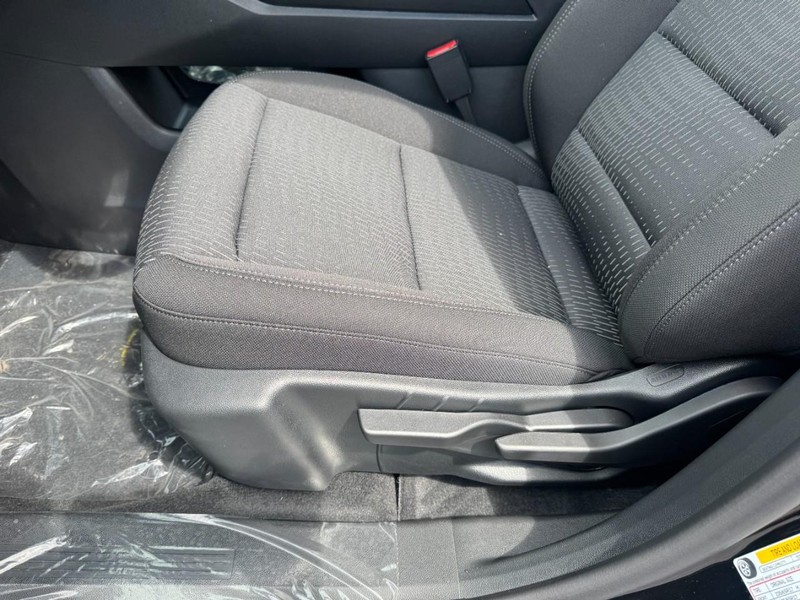 Chevrolet Equinox Vehicle Image 08