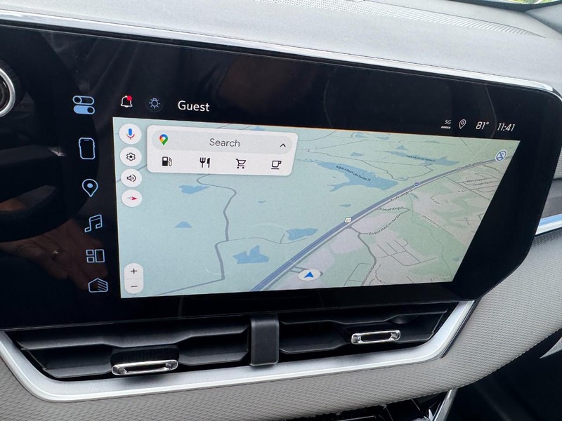 Chevrolet Equinox Vehicle Image 13