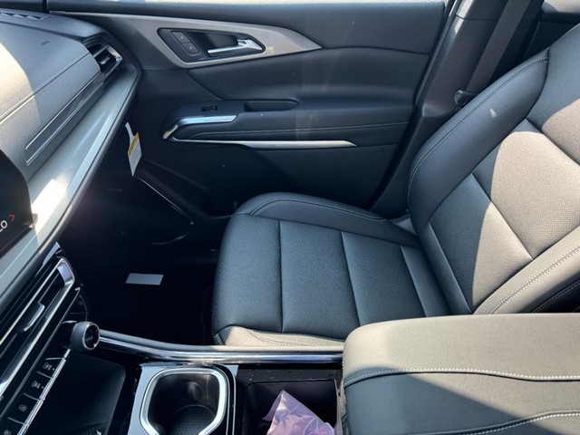 2026 Chevrolet Traverse LT - Photo 8