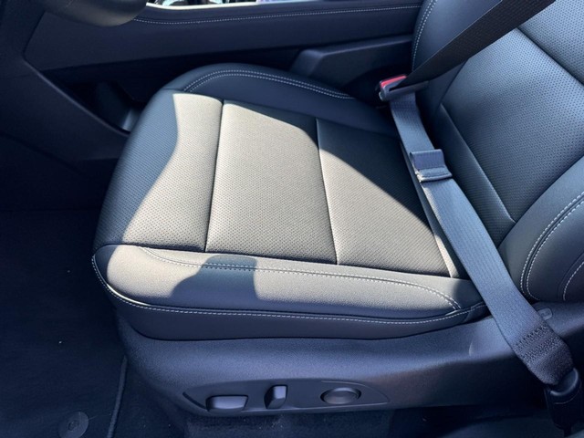 2026 Chevrolet Traverse LT - Photo 9