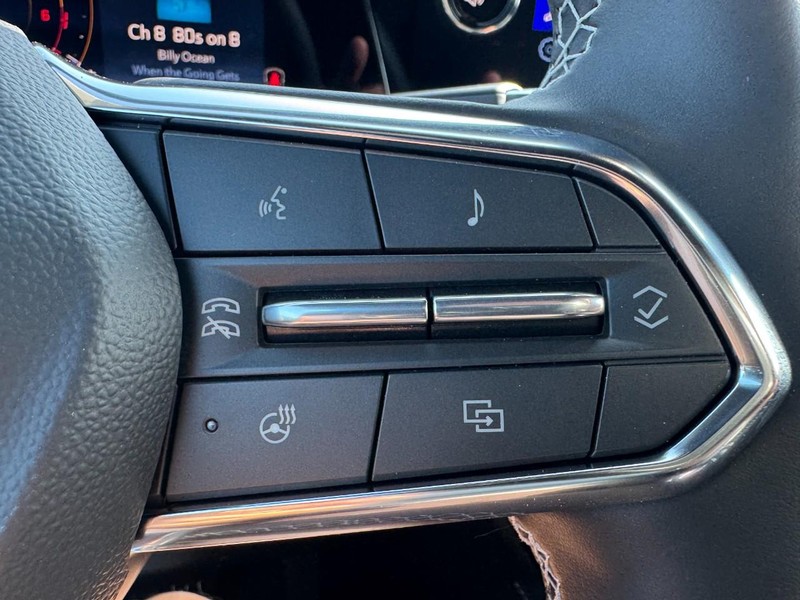 Chevrolet Traverse Vehicle Image 13