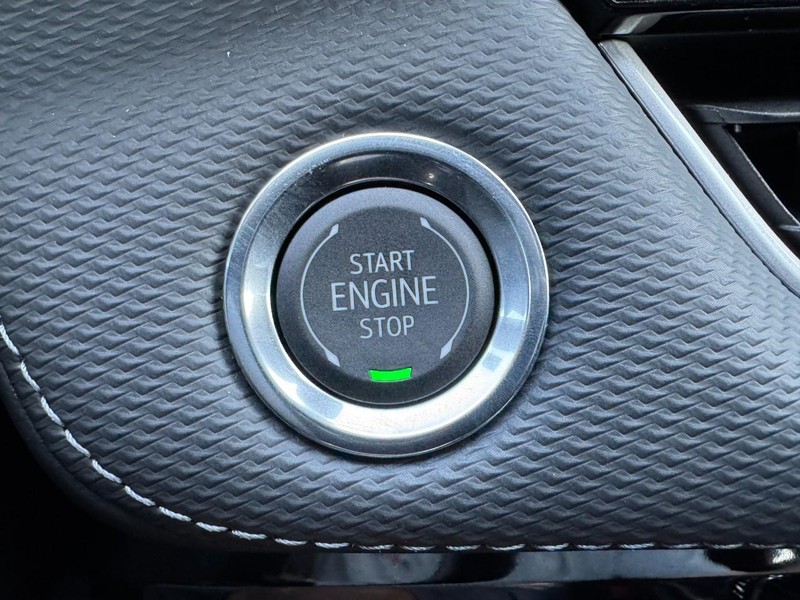 Chevrolet Equinox Vehicle Image 17