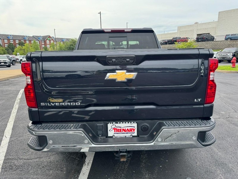 Chevrolet Silverado 1500 Vehicle Image 04
