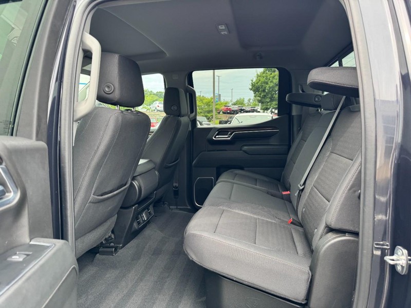 Chevrolet Silverado 1500 Vehicle Image 10