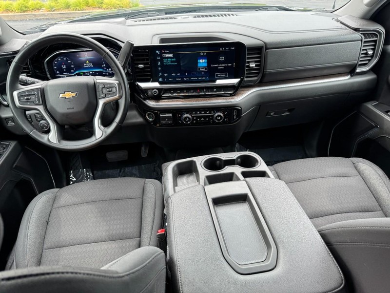 Chevrolet Silverado 1500 Vehicle Image 11