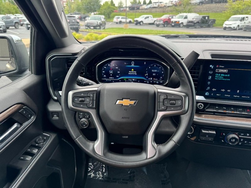 Chevrolet Silverado 1500 Vehicle Image 12