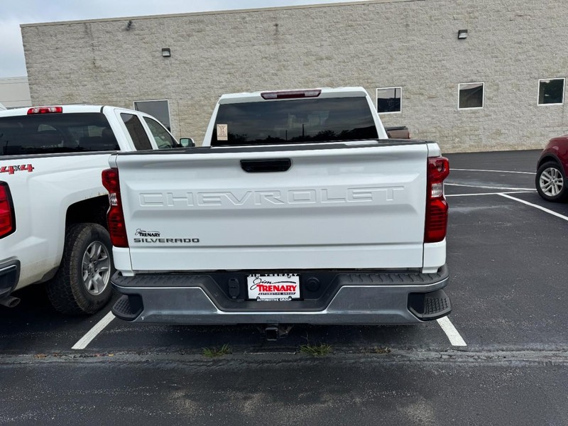 Chevrolet Silverado 1500 Vehicle Image 04