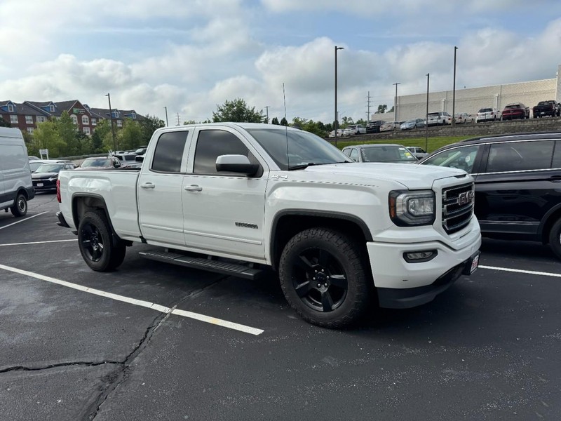GMC Sierra 1500 Limited Vehicle Image 04