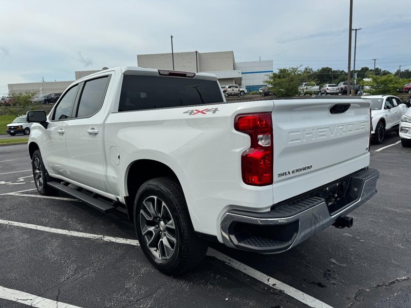 Chevrolet Silverado 1500 Vehicle Image 05
