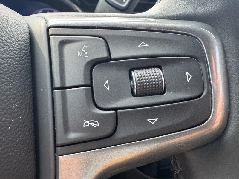 Chevrolet Silverado 1500 Vehicle Image 18