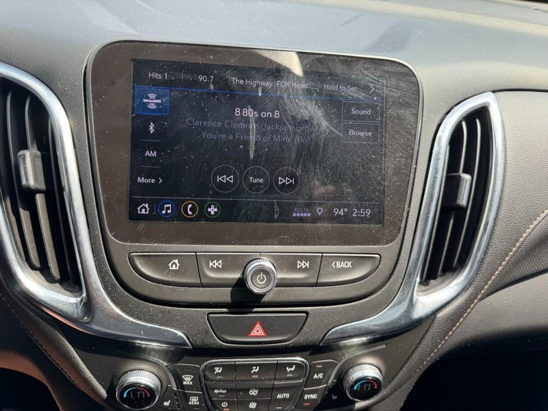 Chevrolet Equinox Vehicle Full-screen Gallery Image 20