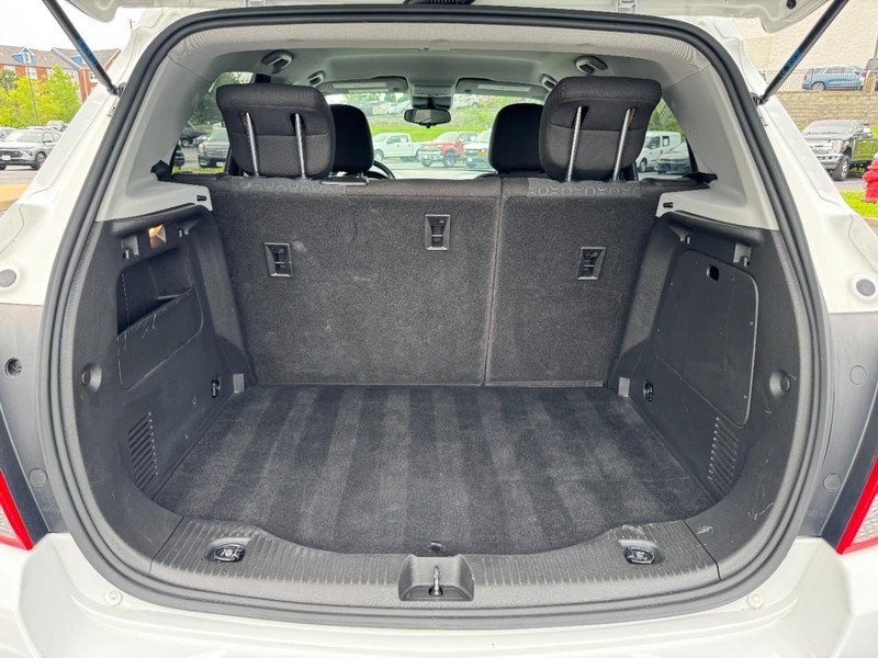 Chevrolet Trax Vehicle Image 04