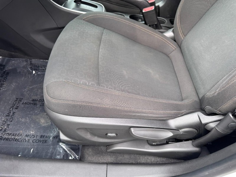 Chevrolet Trax Vehicle Image 11