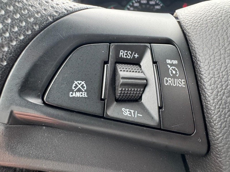 Chevrolet Trax Vehicle Image 13