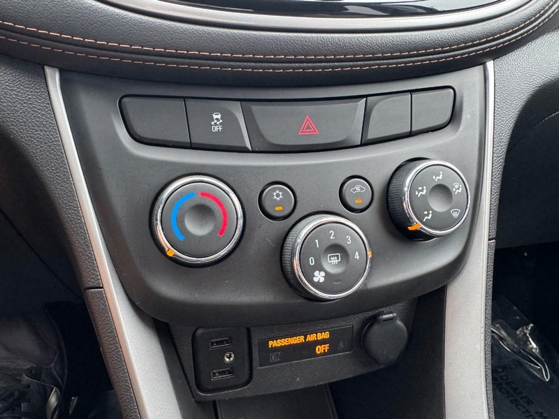 Chevrolet Trax Vehicle Image 15