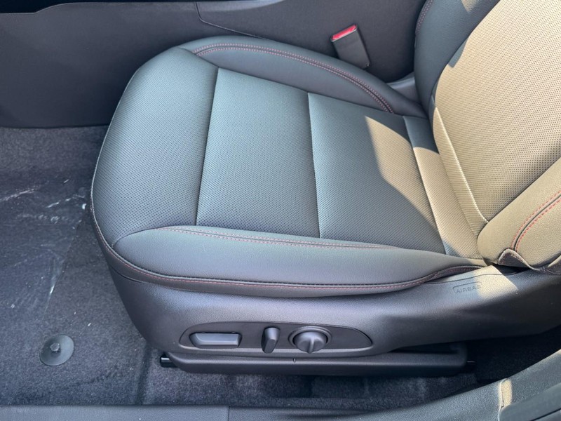 Chevrolet Trax Vehicle Image 08