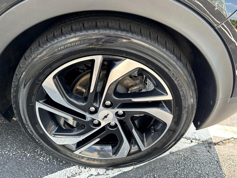 Chevrolet Bolt EV Vehicle Image 07