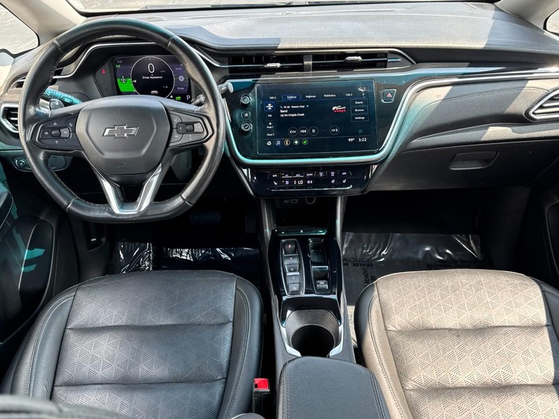 Chevrolet Bolt EV Vehicle Image 11