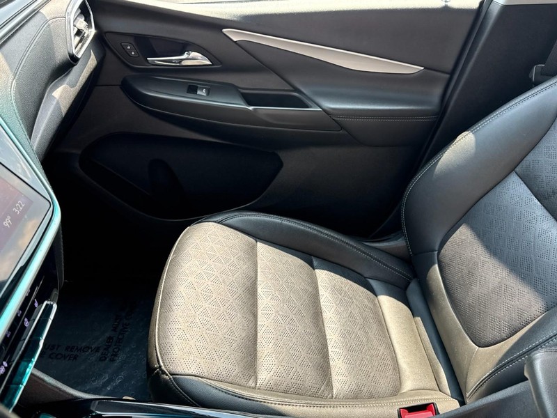 Chevrolet Bolt EV Vehicle Image 13