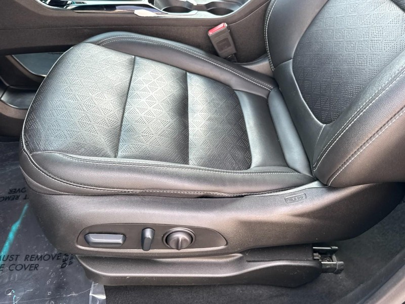 Chevrolet Bolt EV Vehicle Image 14