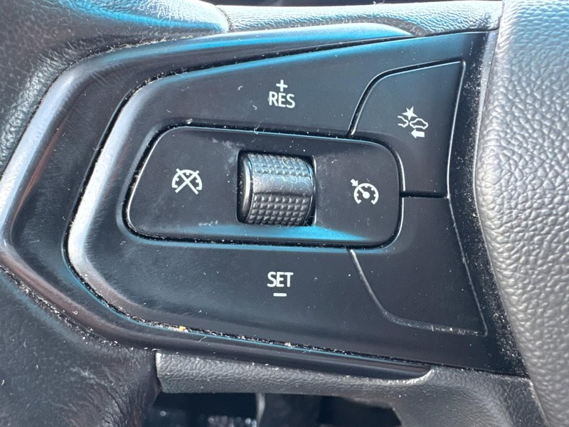 Chevrolet Bolt EV Vehicle Image 16