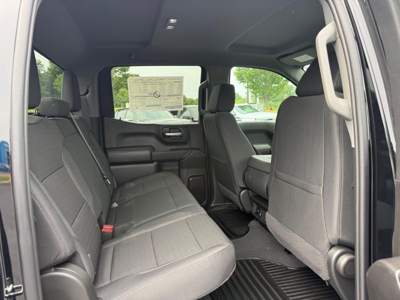 Chevrolet Silverado 1500 Vehicle Image 06