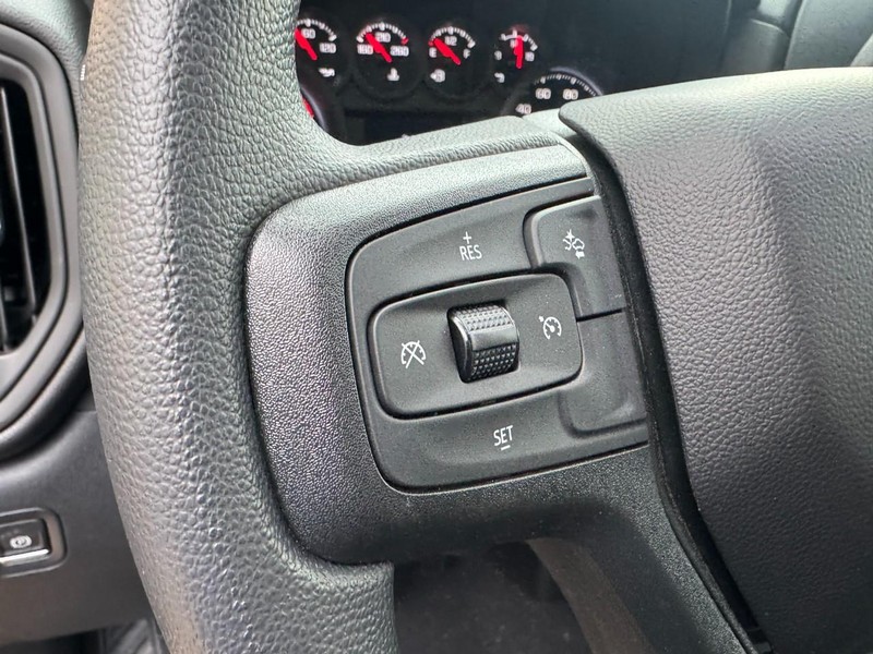 Chevrolet Silverado 1500 Vehicle Image 14