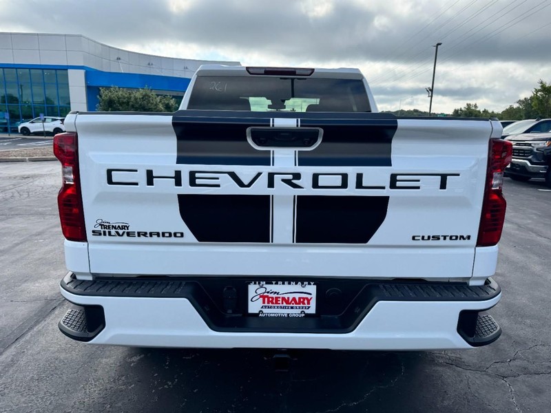Chevrolet Silverado 1500 Vehicle Image 05