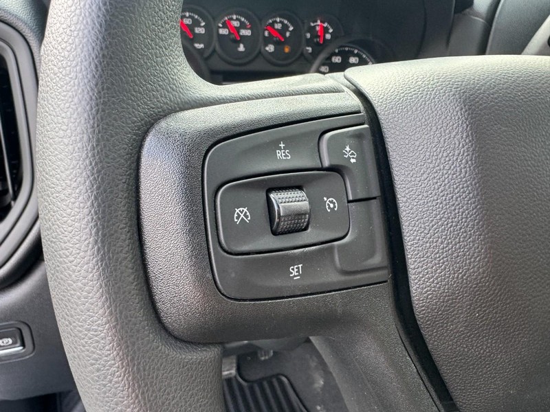 Chevrolet Silverado 1500 Vehicle Image 14