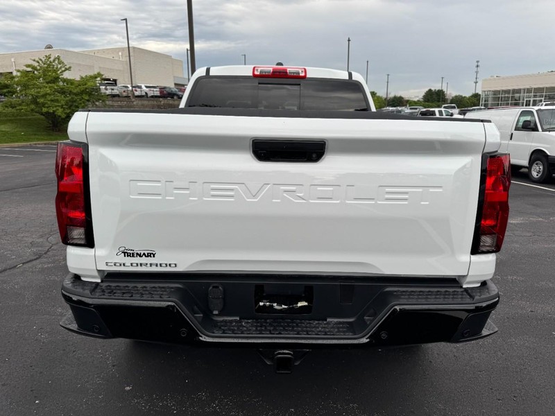 Chevrolet Colorado Vehicle Image 04