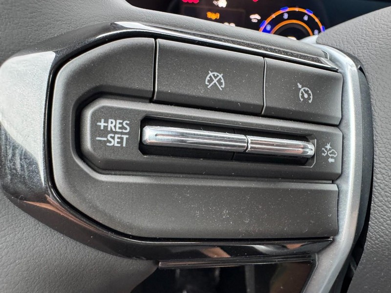 Chevrolet Colorado Vehicle Image 10