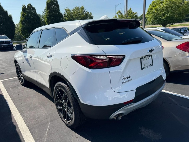 Chevrolet Blazer Vehicle Image 04