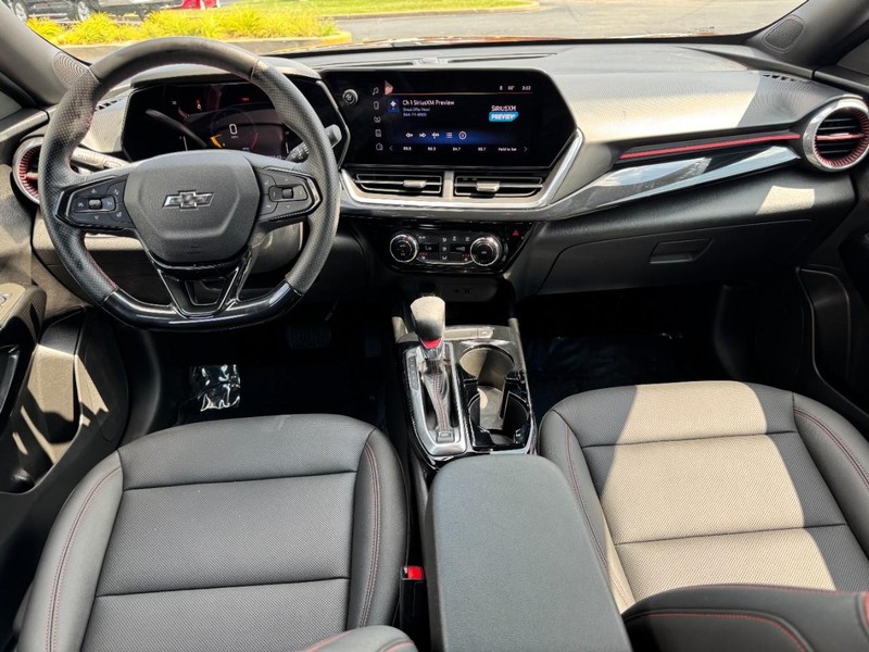 Chevrolet Trax Vehicle Image 11