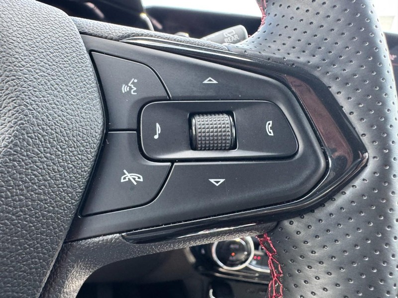 Chevrolet Trax Vehicle Image 18